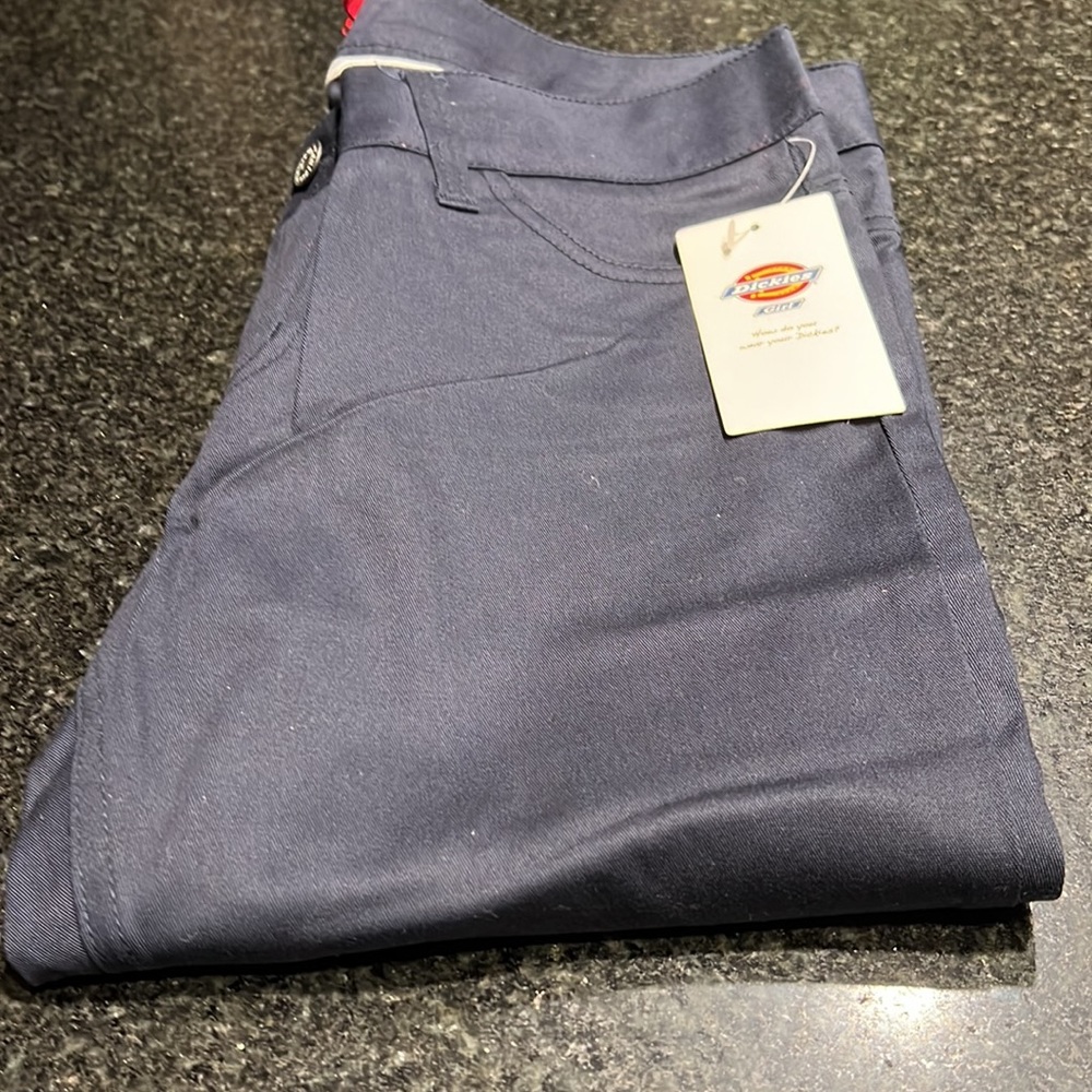 DickiesJuniors Women’s Skinny size 7